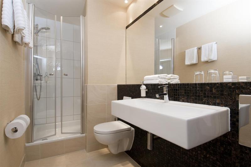 Best Western Plus Hotel St. Raphael - Oda