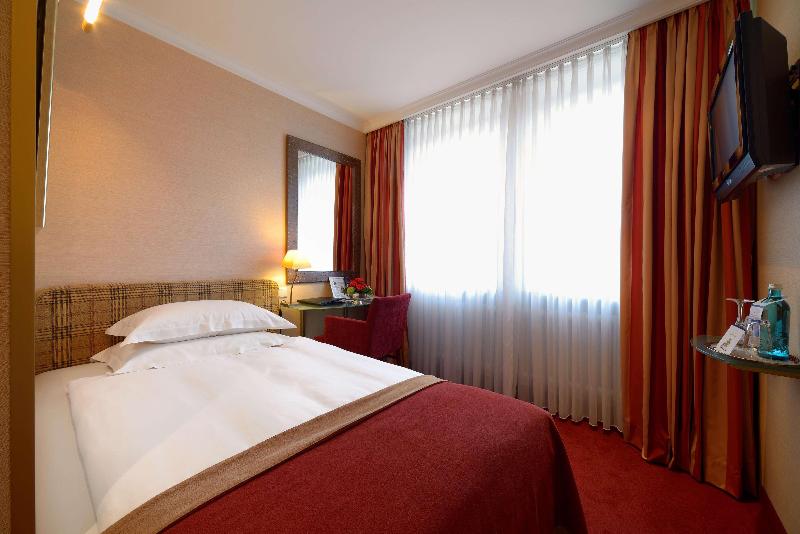 Best Western Plus Hotel St. Raphael - Oda