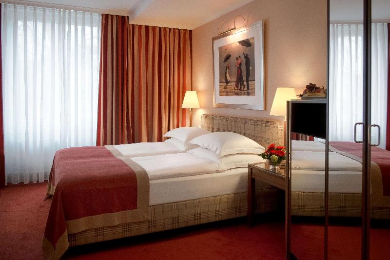 Best Western Plus Hotel St. Raphael - Oda