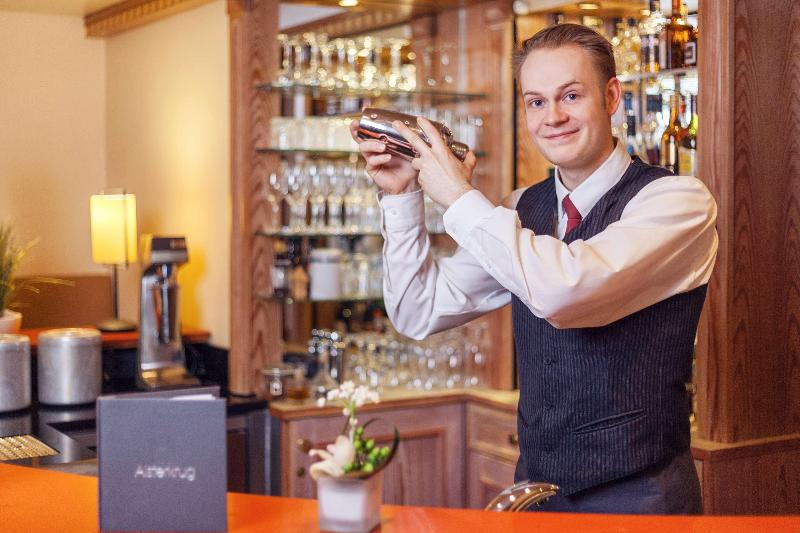 Best Western Premier Alsterkrug Hotel - Bar