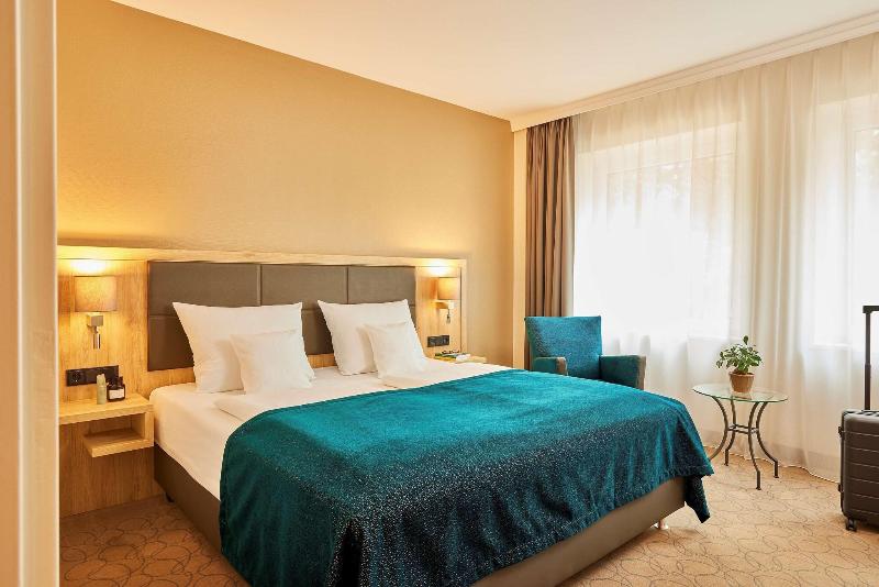 Best Western Premier Alsterkrug Hotel - Genel