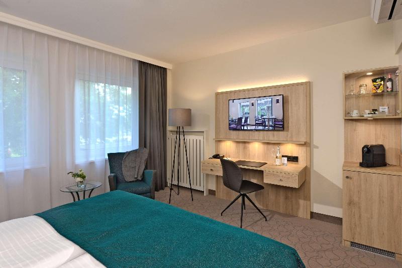 Best Western Premier Alsterkrug Hotel - Oda