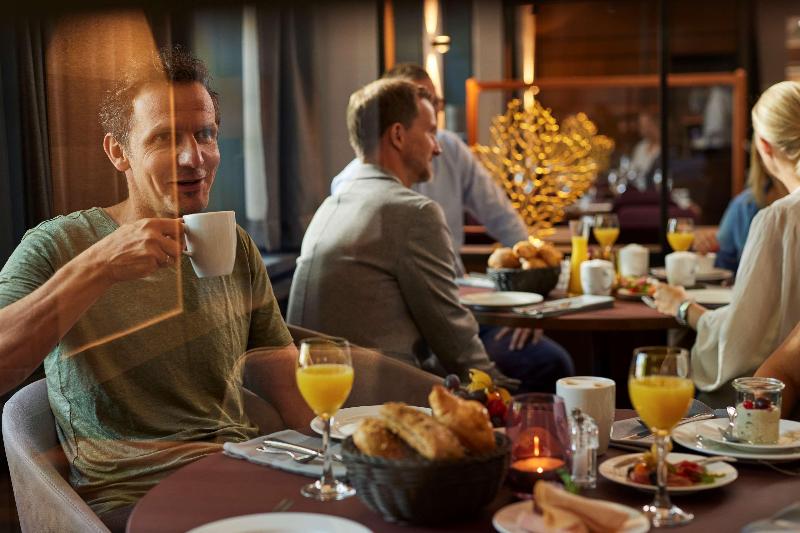 Best Western Premier Alsterkrug Hotel - Restoran