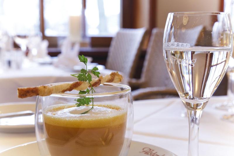 Best Western Premier Alsterkrug Hotel - Restoran