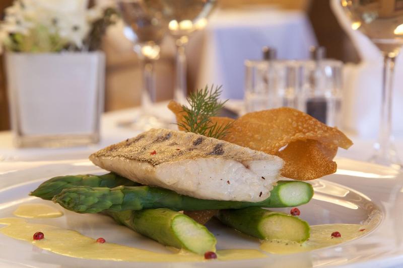 Best Western Premier Alsterkrug Hotel - Restoran