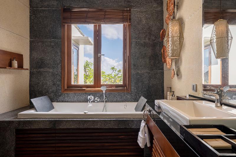 tanadewa Villas Nusa Dua Bali by Cross Collection - Oda