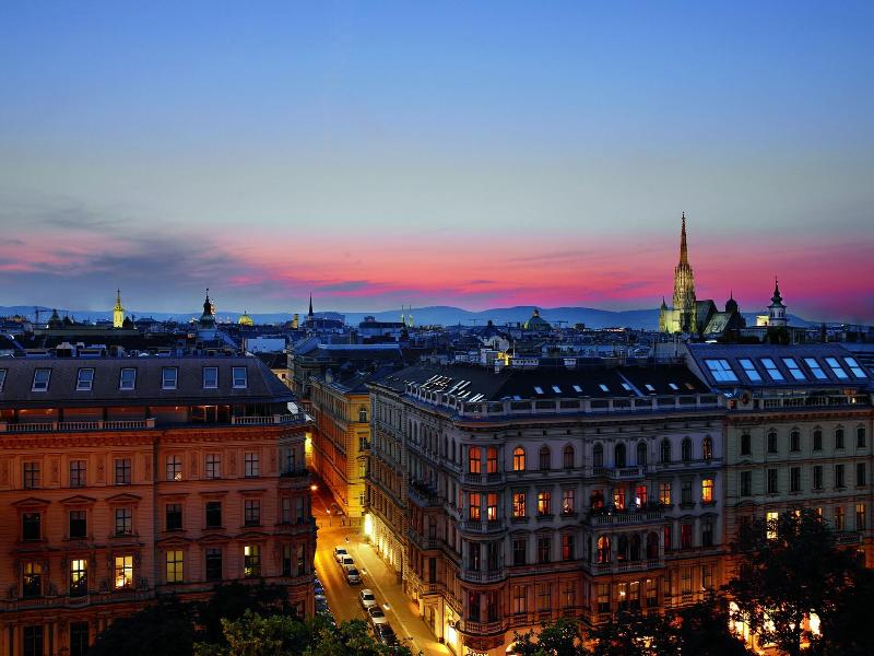 The Ritz-Carlton, Vienna - Genel