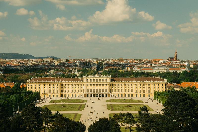 The Ritz-Carlton, Vienna - Genel