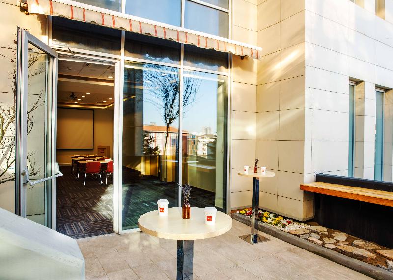 ibis Istanbul Esenyurt - Teras