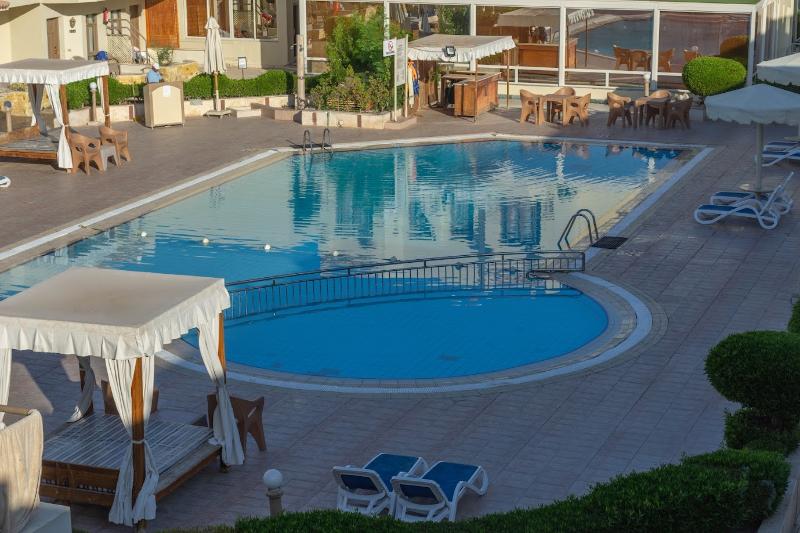 Cataract Layalina Hotel - Havuz