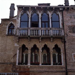 Pausania