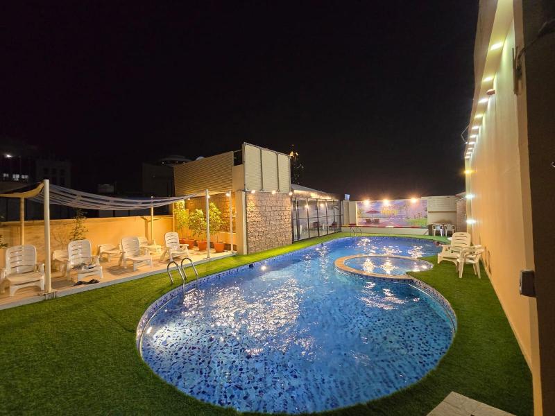 Trianon Hotel Abu Dhabi - Havuz