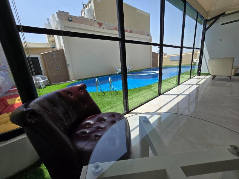 Trianon Hotel Abu Dhabi - Havuz