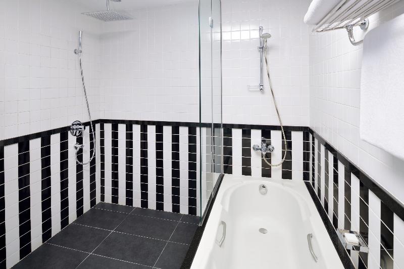 Movenpick Hotel Apartments Al Mamzar Dubai - Oda