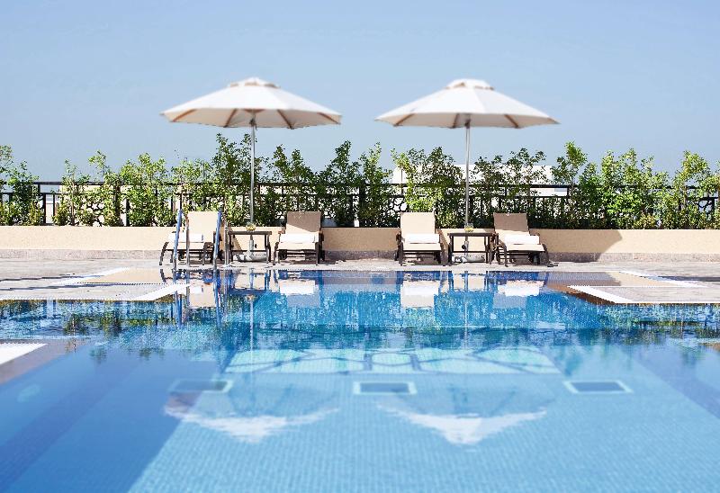 Movenpick Hotel Apartments Al Mamzar Dubai - Havuz