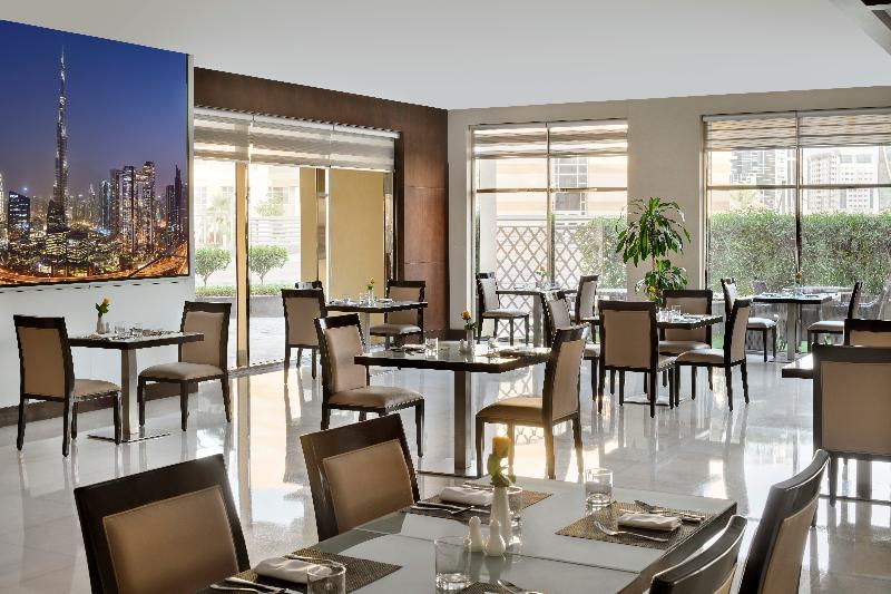 Movenpick Hotel Apartments Al Mamzar Dubai - Restoran