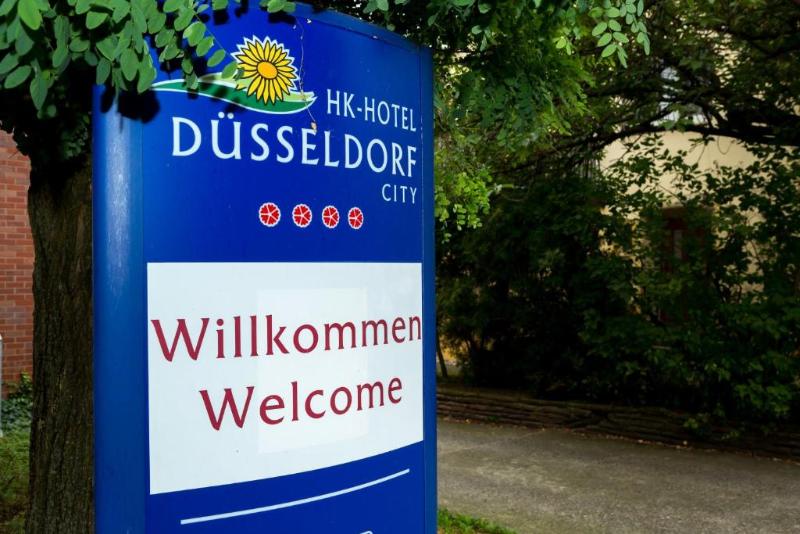 HK Hotel Dusseldorf City - Genel