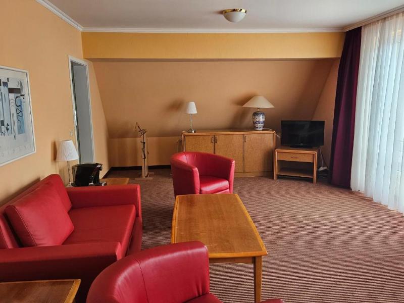 HK Hotel Dusseldorf City - Oda
