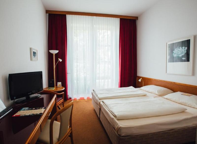 HK Hotel Dusseldorf City - Oda