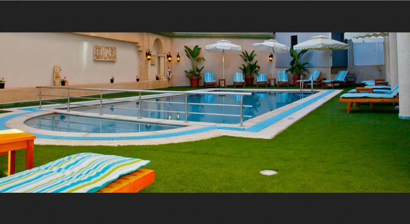 Cesar Palace Casino Hotel - Havuz