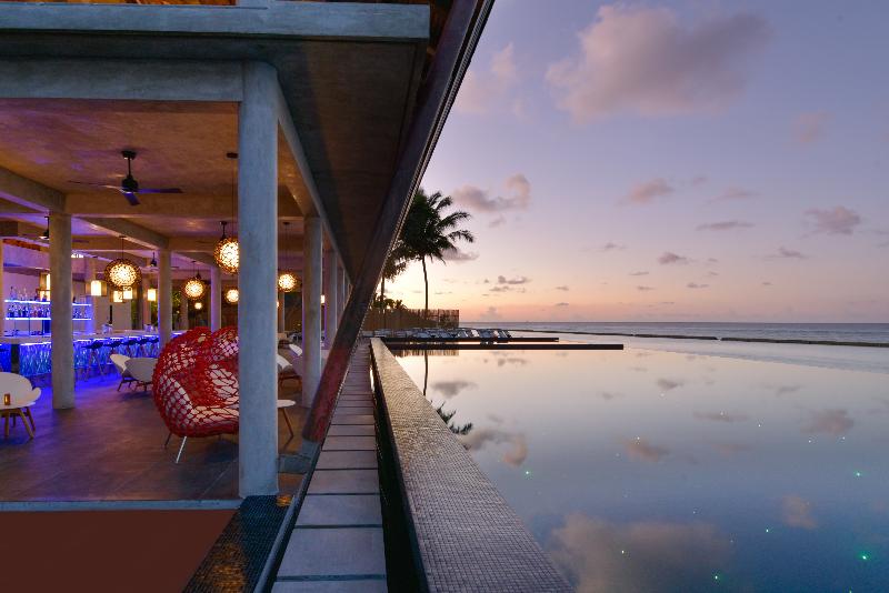 Niva Kuramathi Island Resort - Bar