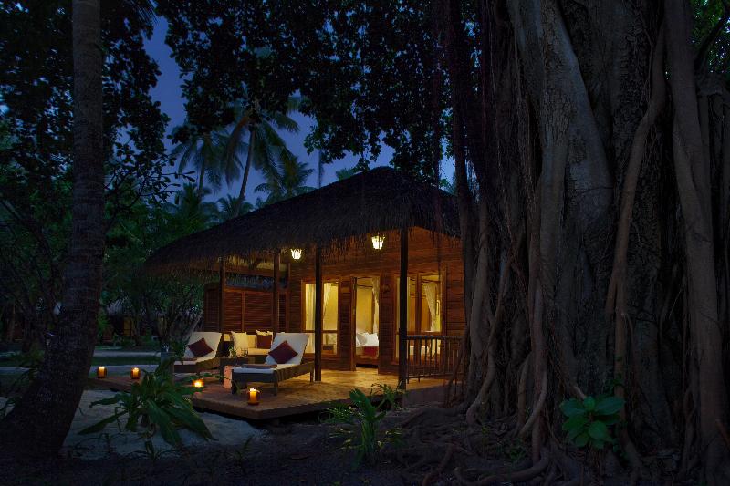 Niva Kuramathi Island Resort - Oda