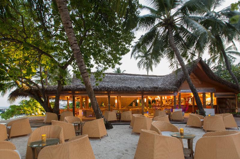 Niva Kuramathi Island Resort - Restoran