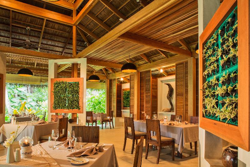 Niva Kuramathi Island Resort - Restoran