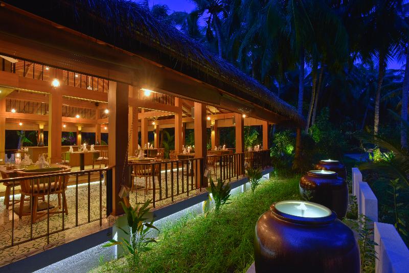 Niva Kuramathi Island Resort - Restoran