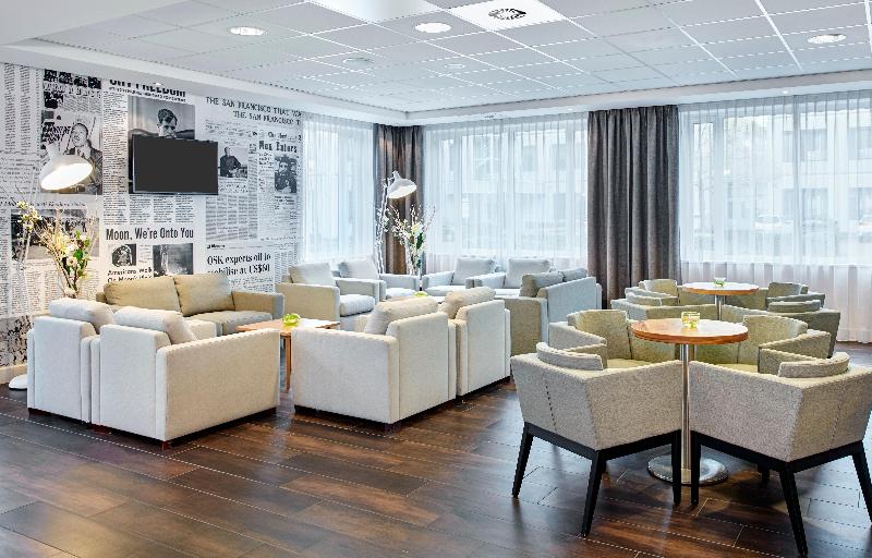 Holiday Inn Express Amsterdam Schiphol - Lobi