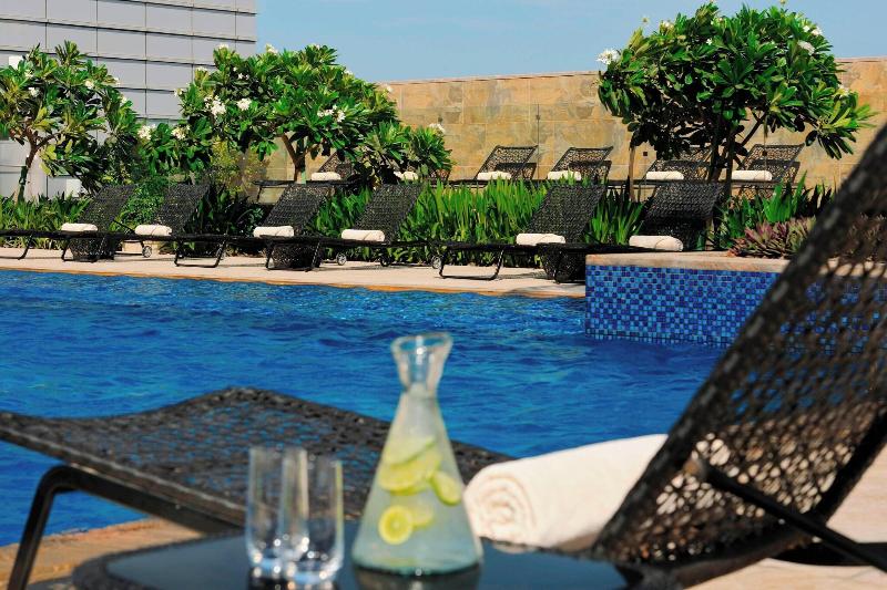 JW Marriott Marquis Hotel Dubai - Havuz