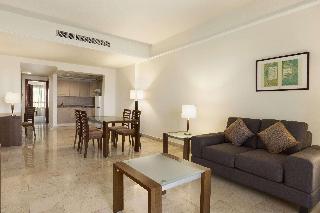 Ramada by Wyndham Beach Hotel Ajman fotoÄŸrafÄ±
