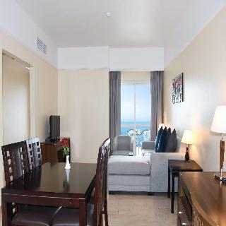 Ramada by Wyndham Beach Hotel Ajman fotoÄŸrafÄ±