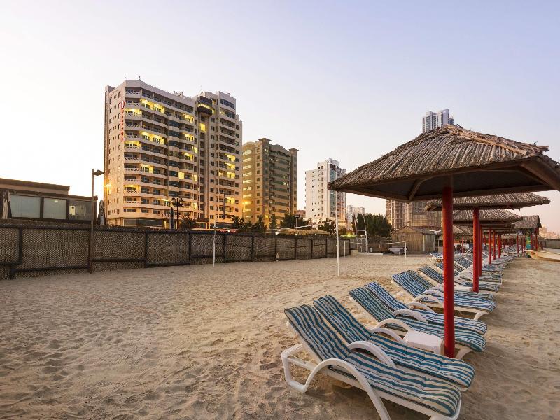 Ramada by Wyndham Beach Hotel Ajman - Plaj