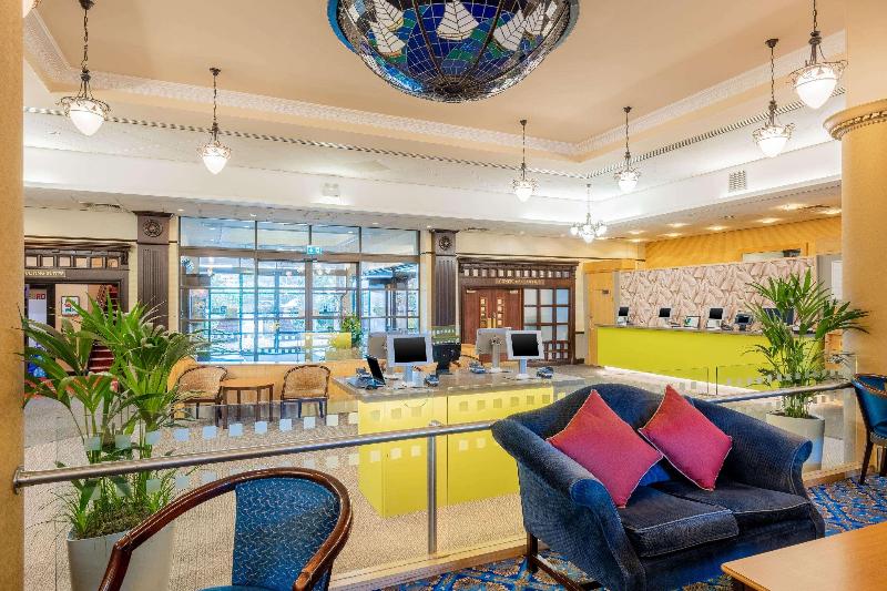 Cedar Court Leeds Bradford Hotel - Lobi