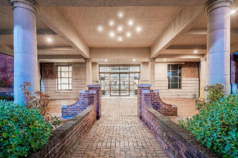 Cedar Court Leeds Bradford Hotel - Genel