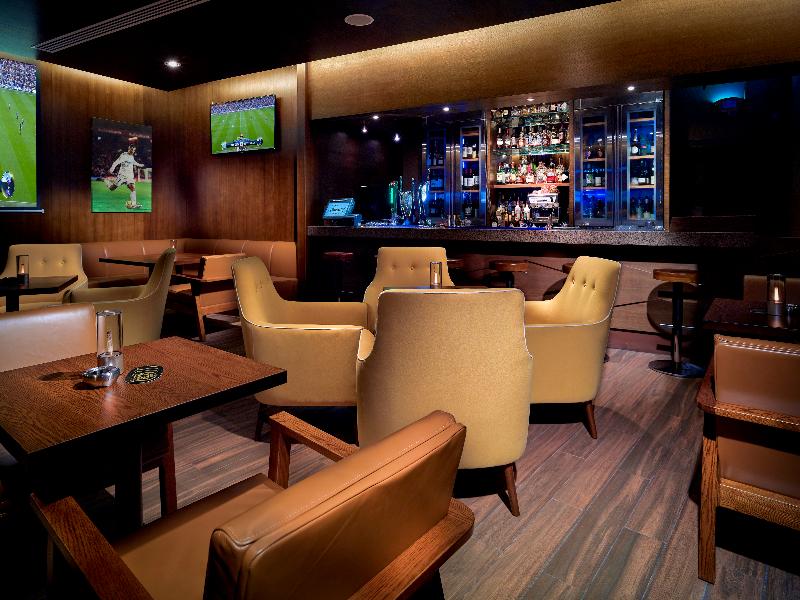 Fairmont The Palm - Bar