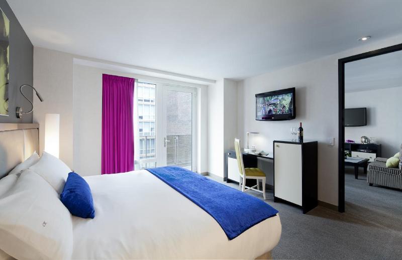 Royalton Park Avenue - Oda