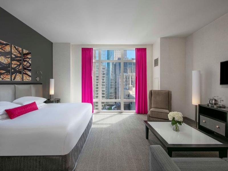 Royalton Park Avenue - Oda