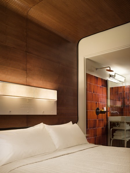 The Standard, High Line - Genel