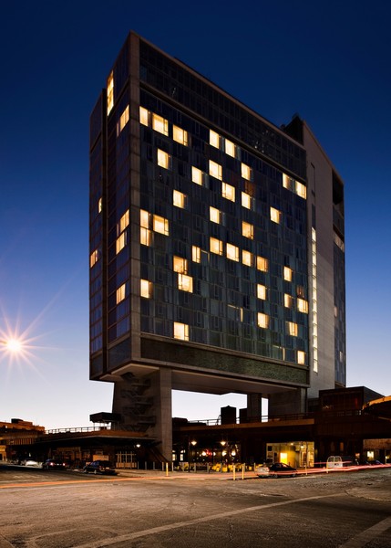 The Standard, High Line - Genel