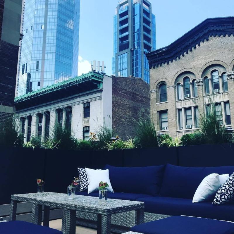 HGU New York Hotel - Teras