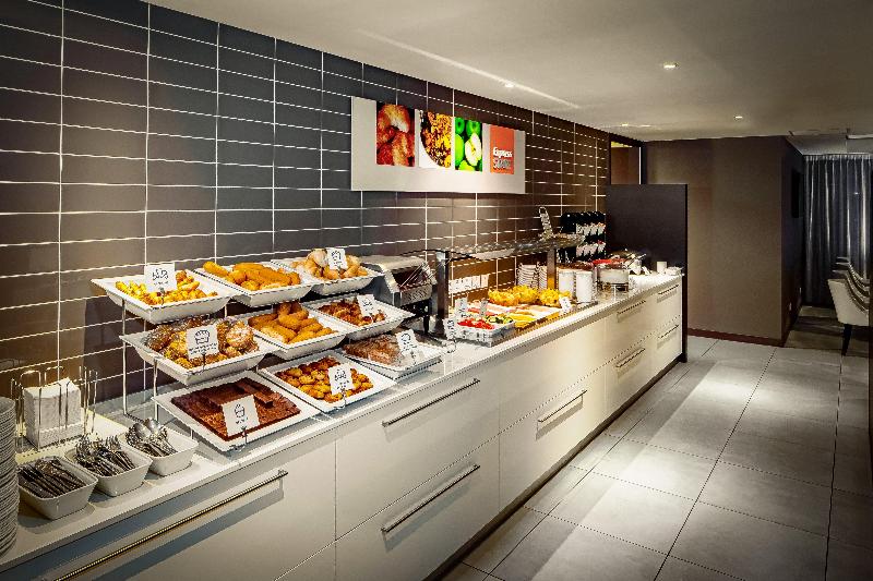 Holiday Inn Express The Hague Parliament - Restoran
