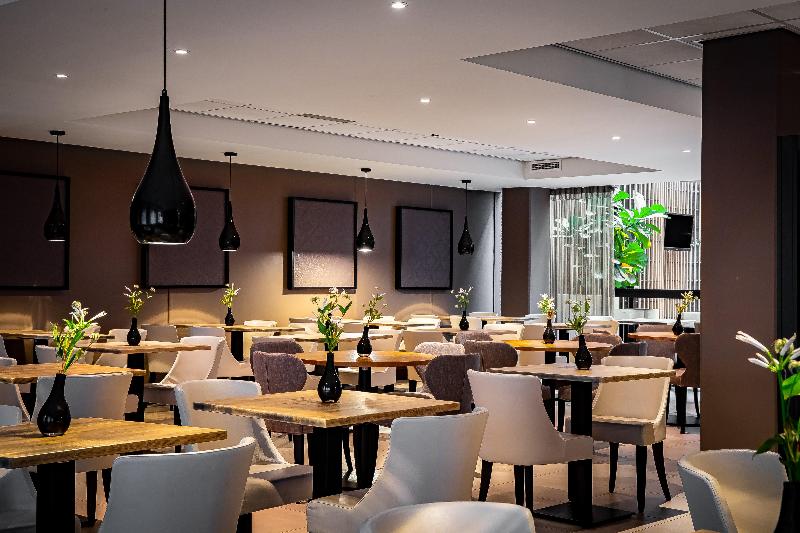 Holiday Inn Express The Hague Parliament - Restoran