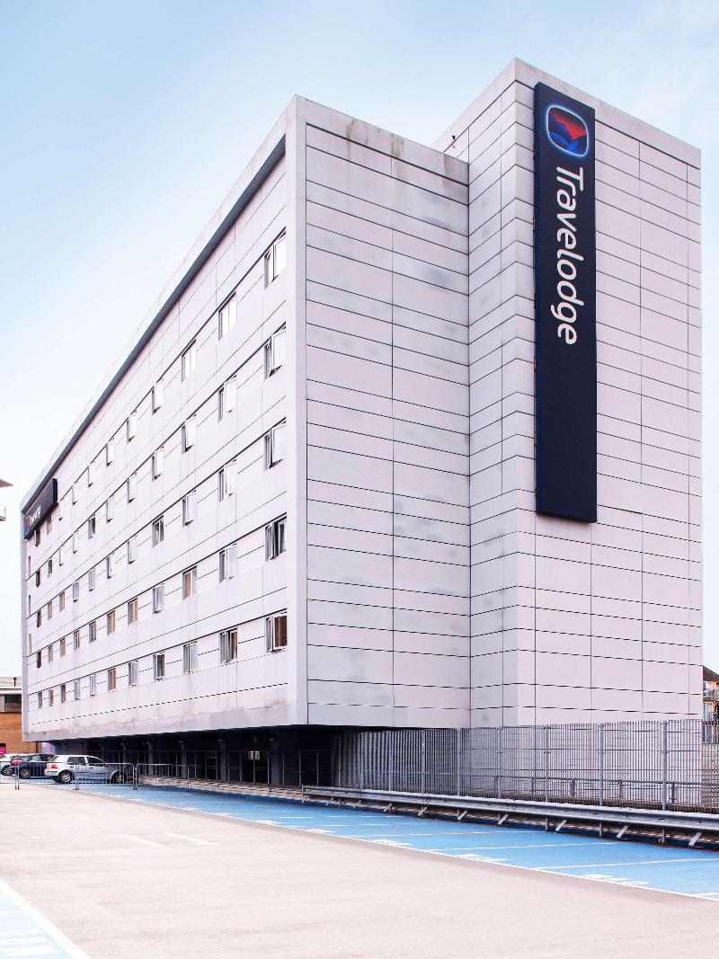 Travelodge Feltham - Genel