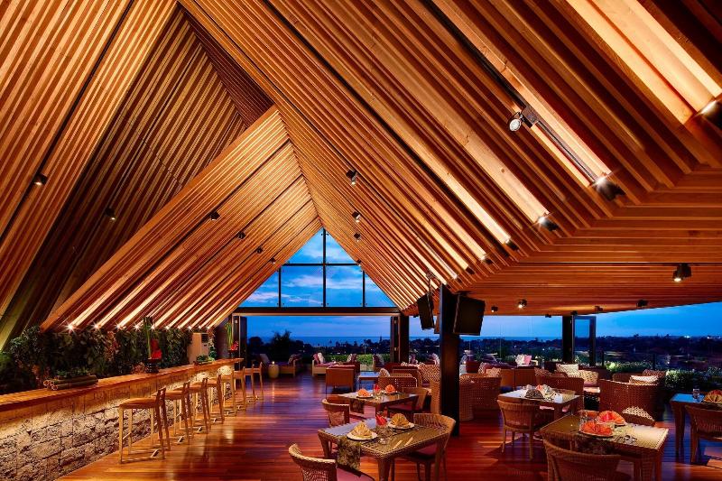 Four Points By Sheraton Bali Seminyak - Lobi