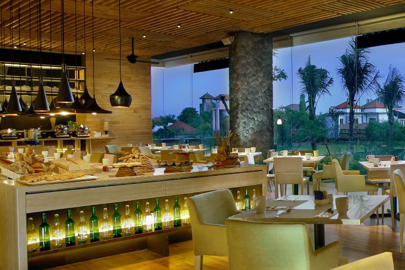 Four Points By Sheraton Bali Seminyak - Restoran