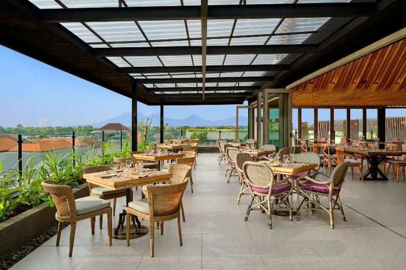 Four Points By Sheraton Bali Seminyak - Restoran