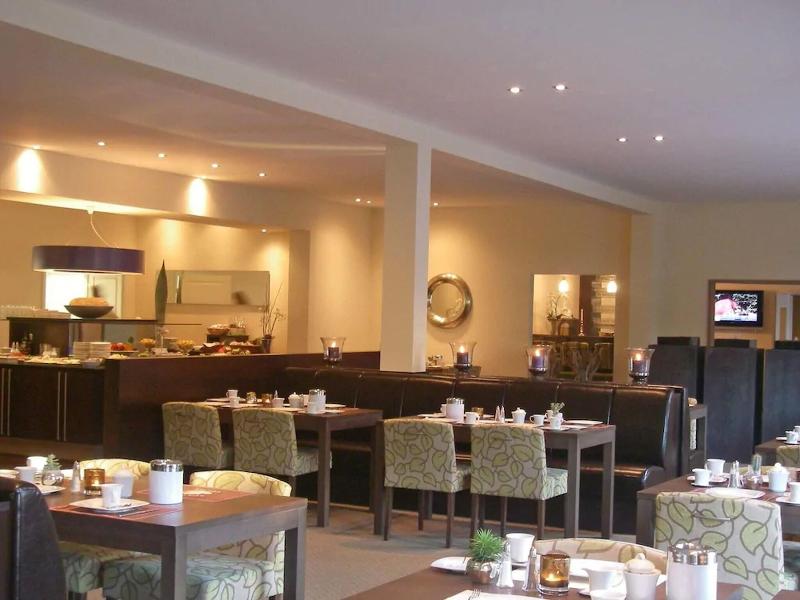 Hotel am Schlosspark garni - Restoran
