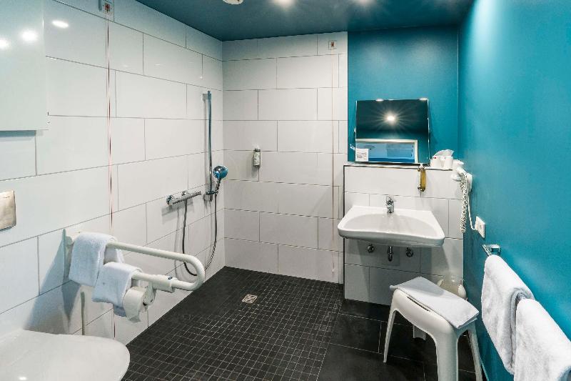 Premier Inn Würzburg Hotel - Oda
